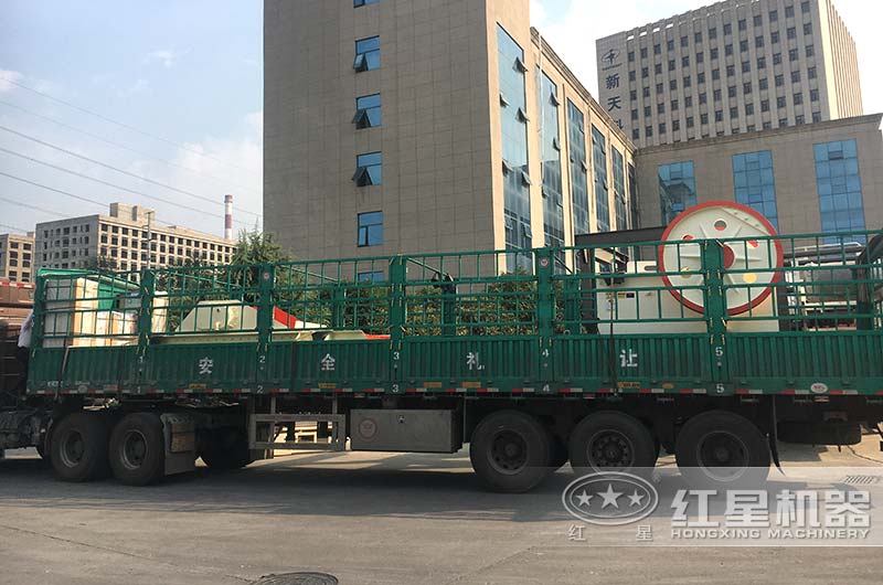 金年会体育官网入口机器厂家发货颚式破碎机一台
