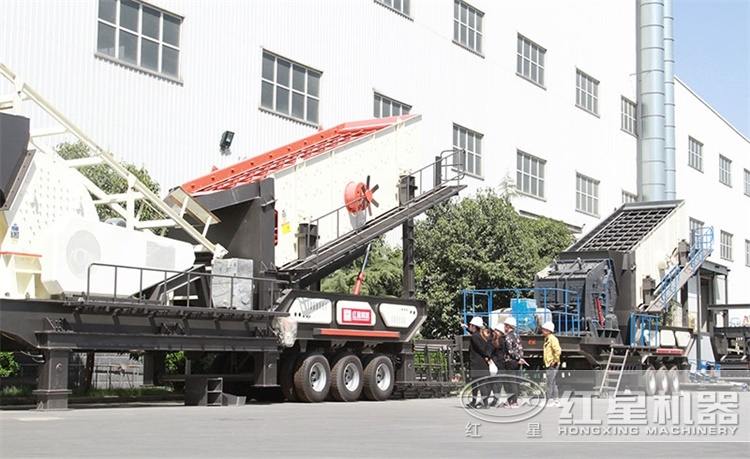 客户考察金年会体育官网入口移动碎石机